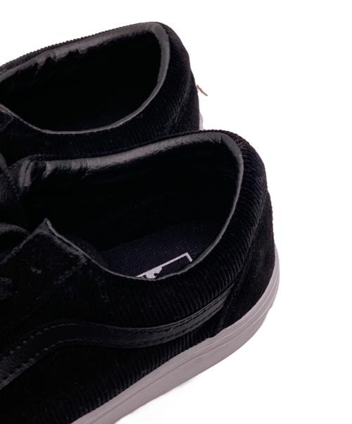 VANS（ヴァンズ）VANS (ヴァンズ) ローカットスニーカー ブラック サイズ:２６の古着・服飾アイテム
