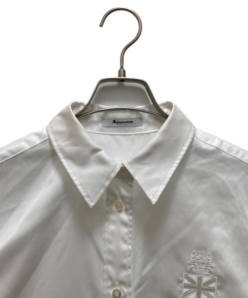 Aquascutum（アクアスキュータム）Aquascutum (アクアスキュータム) ダンガリー 刺繍シャツドレス ホワイト サイズ:８の古着・服飾アイテム