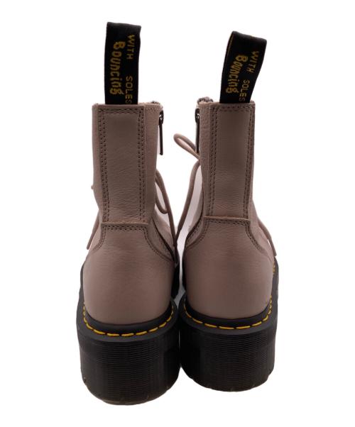 Dr.Martens（ドクターマーチン）Dr.Martens (ドクターマーチン) jadonⅢ 8ホールブーツ ベージュ サイズ:UK6の古着・服飾アイテム