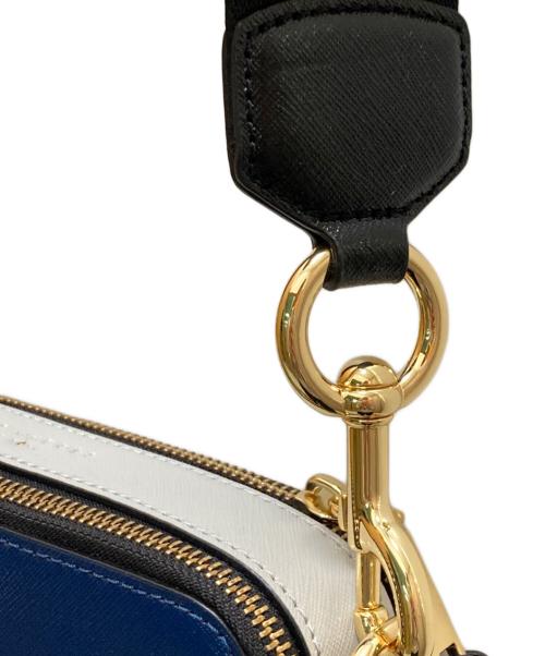 MARC JACOBS（マークジェイコブス）MARC JACOBS (マークジェイコブス) スナップショットカメラバッグ ブルー×ブラックの古着・服飾アイテム