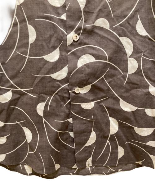 MARNI（マルニ）MARNI (マルニ) 総柄ノーカラーシャツ ブラウン サイズ:40の古着・服飾アイテム