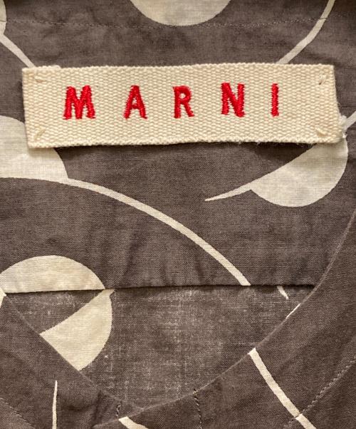 MARNI（マルニ）MARNI (マルニ) 総柄ノーカラーシャツ ブラウン サイズ:40の古着・服飾アイテム