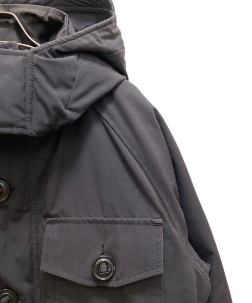 CANADA GOOSE（カナダグース）CANADA GOOSE (カナダグース) ラングレー ダウンジャケット ネイビー サイズ:Mの古着・服飾アイテム