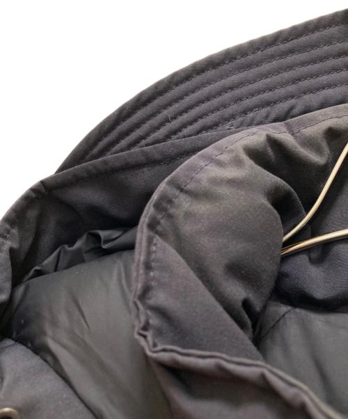 CANADA GOOSE（カナダグース）CANADA GOOSE (カナダグース) ラングレー ダウンジャケット ネイビー サイズ:Mの古着・服飾アイテム