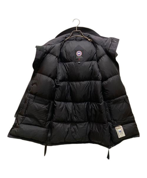 CANADA GOOSE（カナダグース）CANADA GOOSE (カナダグース) ラングレー ダウンジャケット ネイビー サイズ:Mの古着・服飾アイテム