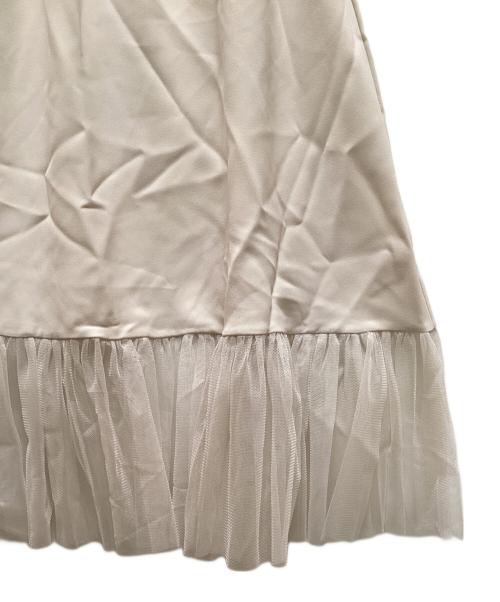 Yue（ユエ）Yue (ユエ) ペチコート ベージュ サイズ:M 未使用品の古着・服飾アイテム
