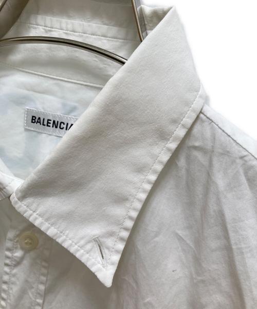 BALENCIAGA（バレンシアガ）BALENCIAGA (バレンシアガ) ビッグロゴロングスリーブシャツ ホワイト サイズ:36の古着・服飾アイテム