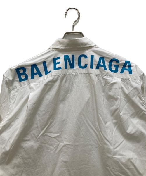 BALENCIAGA（バレンシアガ）BALENCIAGA (バレンシアガ) ビッグロゴロングスリーブシャツ ホワイト サイズ:36の古着・服飾アイテム