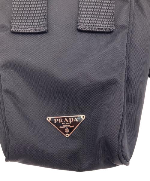 PRADA（プラダ）PRADA (プラダ) トライアングルロゴナイロンショルダーポーチ ブラックの古着・服飾アイテム