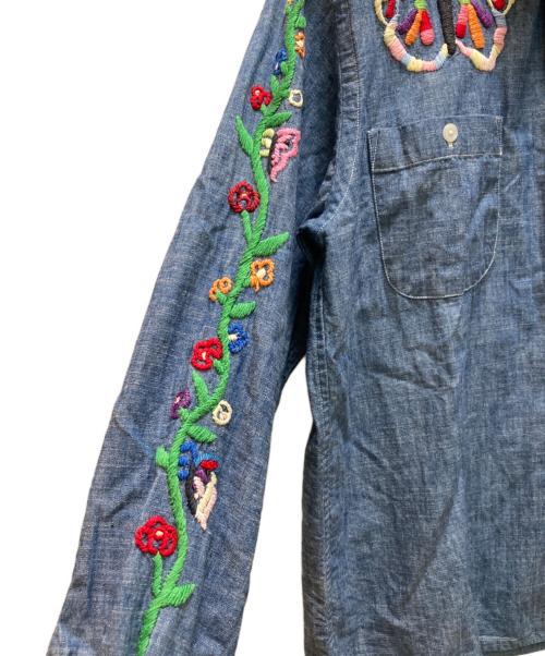 Needles（ニードルズ）Needles (ニードルズ) 刺繍デザインシャンブレーオープンカラーシャツ インディゴ サイズ:Sの古着・服飾アイテム