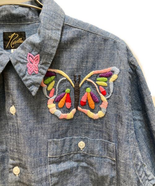 Needles（ニードルズ）Needles (ニードルズ) 刺繍デザインシャンブレーオープンカラーシャツ インディゴ サイズ:Sの古着・服飾アイテム