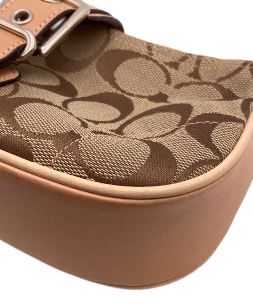COACH（コーチ）COACH (コーチ) シグネチャーミニワンショルダーバッグ ベージュの古着・服飾アイテム