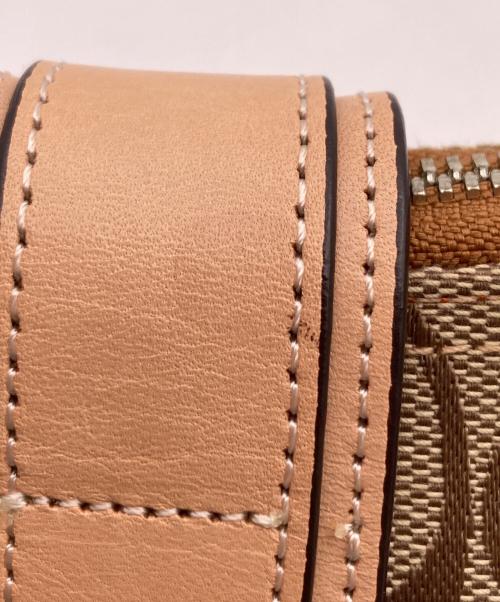 COACH（コーチ）COACH (コーチ) シグネチャーミニワンショルダーバッグ ベージュの古着・服飾アイテム