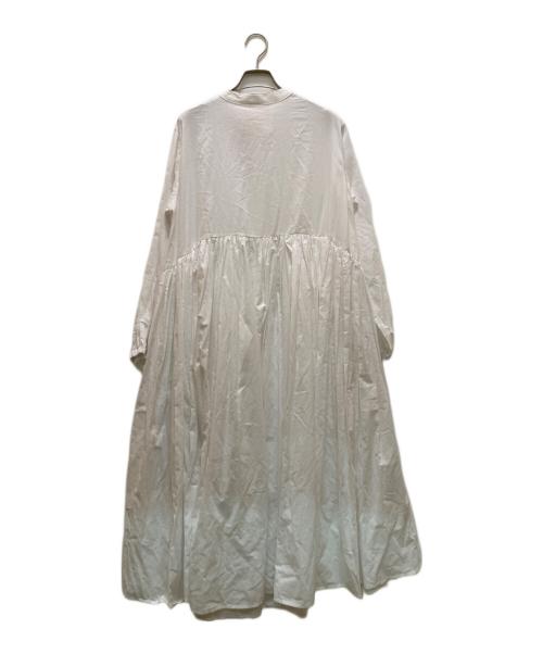 BEARDSLEY（ビアズリー）BEARDSLEY (ビアズリー) ギャザーワンピース ホワイト サイズ:０ 未使用品の古着・服飾アイテム