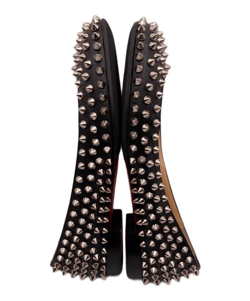 Christian Louboutin（クリスチャン・ルブタン）Christian Louboutin (クリスチャン・ルブタン) スパイクスタッズ フラットパンプス ブラック サイズ:35 1/2の古着・服飾アイテム