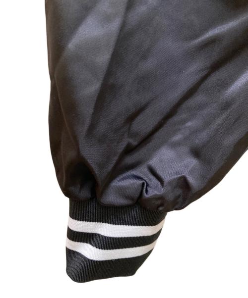BUFFER（バッファー）Buffer (バッファー) ロゴプリントサテンスタジャン ブラック サイズ:３の古着・服飾アイテム