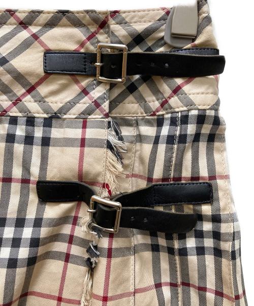 BURBERRY BLUE LABEL（バーバリー ブルー レーベル）BURBERRY BLUE LABEL (バーバリー ブルー レーベル) ノバチェックプリーツミニスカート ベージュ サイズ:36の古着・服飾アイテム