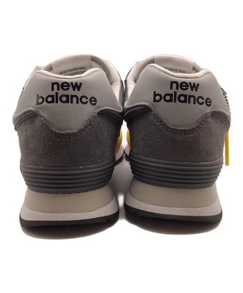 NEW BALANCE（ニューバランス）NEW BALANCE (ニューバランス) the Apartment (ジ アパートメント) ML574AP2 グレー×イエロー サイズ:27.5の古着・服飾アイテム