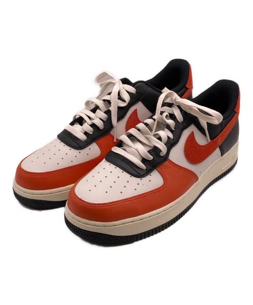 NIKE（ナイキ）NIKE (ナイキ) エアフォース1 ロー '07 LV8 オレンジ サイズ:29の古着・服飾アイテム