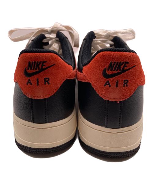 NIKE（ナイキ）NIKE (ナイキ) エアフォース1 ロー '07 LV8 オレンジ サイズ:29の古着・服飾アイテム