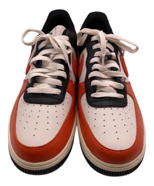 NIKE（ナイキ）NIKE (ナイキ) エアフォース1 ロー '07 LV8 オレンジ サイズ:29の古着・服飾アイテム