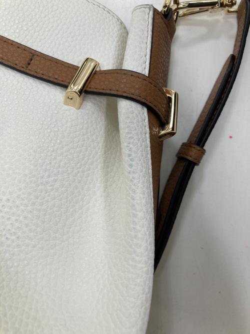 FURLA（フルラ）FURLA (フルラ) アウラ ミニ ドローストリングショルダーバッグ ホワイト×ブラウンの古着・服飾アイテム