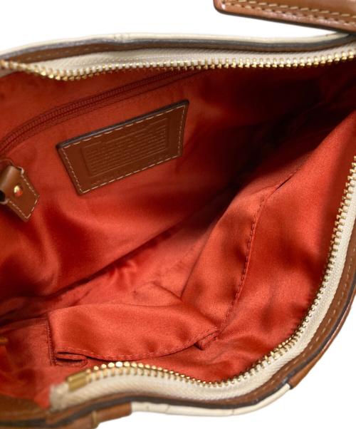 COACH（コーチ）COACH (コーチ) ハンプトンズ レザーショルダーバッグ ベージュの古着・服飾アイテム