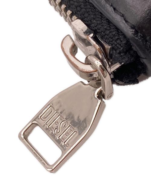 DIESEL（ディーゼル）DIESEL (ディーゼル) オーバルDロゴメタルプレートコンパクトウォレット ブラックの古着・服飾アイテム