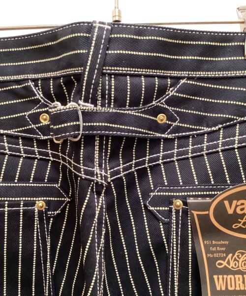 VANSON（バンソン）VANSON (バンソン) デニムペインターパンツ ブラック サイズ:32 未使用品の古着・服飾アイテム