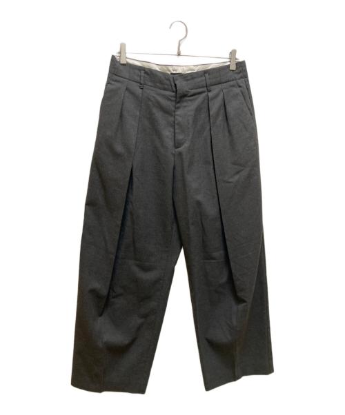 KICS DOCUMENT.（キクスドキュメント）KICS DOCUMENT. (キクスドキュメント) ストレッチツイルダブルタックパンツ グレー サイズ:4の古着・服飾アイテム