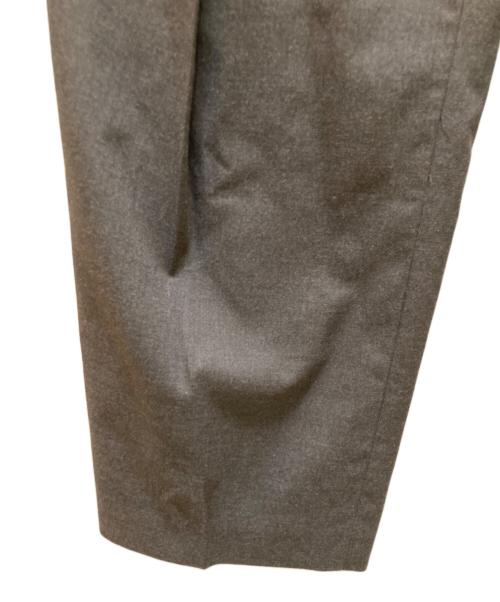 KICS DOCUMENT.（キクスドキュメント）KICS DOCUMENT. (キクスドキュメント) ストレッチツイルダブルタックパンツ グレー サイズ:4の古着・服飾アイテム