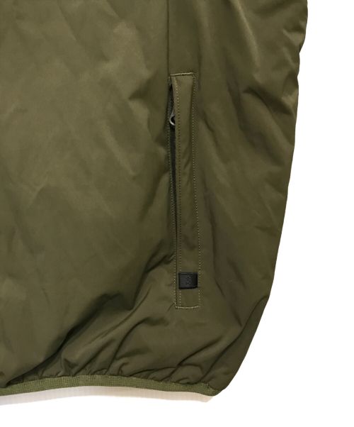 DAIWA PIER39（ダイワ ピア39）DAIWA PIER39 (ダイワ ピア39) Tech Reversible Mil Ecwcs Stand Vest ベスト オリーブ サイズ:Ｍの古着・服飾アイテム