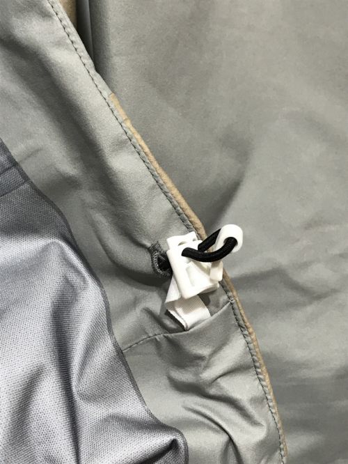 HELLY HANSEN（ヘリーハンセン）HELLY HANSEN (ヘリーハンセン) North GORE-TEX Jacket ジャケット ウェットサンド サイズ:Ｍの古着・服飾アイテム