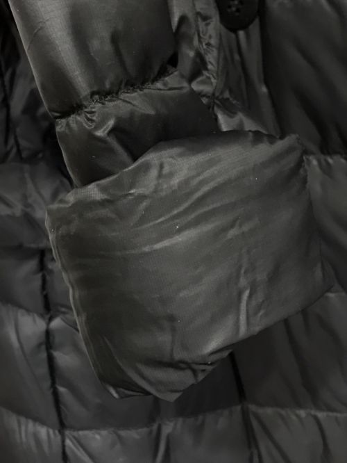 HaaT ISSEY MIYAKE（ハート イッセイ ミヤケ）HaaT ISSEY MIYAKE (ハート イッセイ ミヤケ) ダウンコート ブラック サイズ:3の古着・服飾アイテム