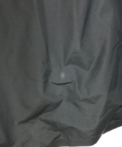 DESCENTE ALLTERRAIN（デザイント オルテライン）DESCENTE ALLTERRAIN (デザイント オルテライン) TRANSFORM DOWN COAT ダウンコート ブラック サイズ:Lの古着・服飾アイテム