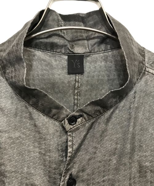 Y's（ワイズ）Y's (ワイズ) 千鳥格子デザインヴィンテージ加工キュプラ半袖ブラウス グレー サイズ:1の古着・服飾アイテム