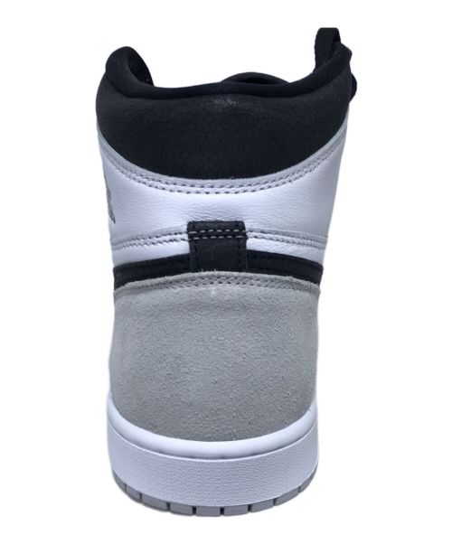 NIKE（ナイキ）NIKE (ナイキ) AIR JORDAN 1 RETRO HIGH OG ハイカットスニーカー WHITE/BLEACHED CORAL-BLACK-GREY FOG サイズ:29.5cmの古着・服飾アイテム