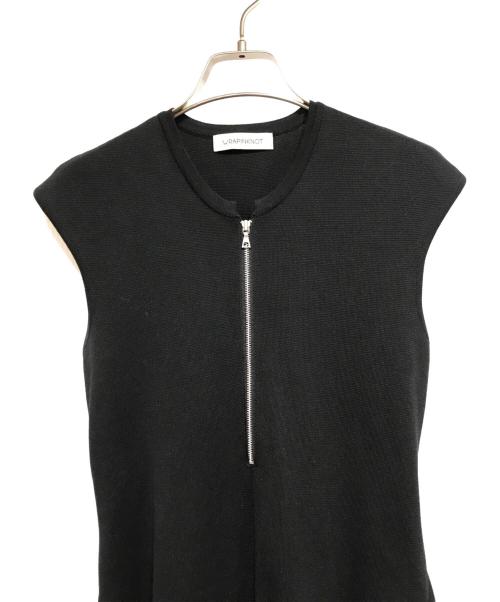 WRAPINKNOT（ラッピンノット）WRAPINKNOT (ラッピンノット) STUDIOUS別注 フレンチスリーブハーフジップワンピース ブラックの古着・服飾アイテム