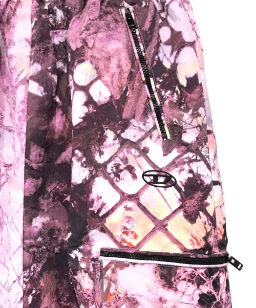 DIESEL（ディーゼル）DIESEL (ディーゼル) O-DIAMY-N1 グラフィックプリントスカート ピンク サイズ:40の古着・服飾アイテム