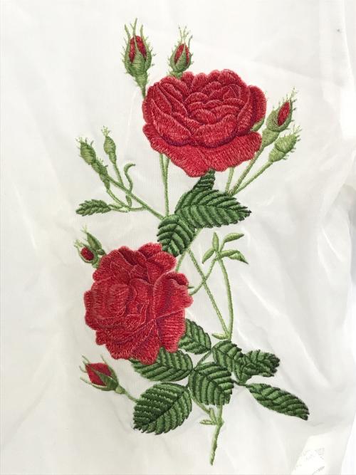 JUNYA WATANABE COMME des GARCONS（ジュンヤワタナベ コムデギャルソン）JUNYA WATANABE COMME des GARCONS ((ジュンヤワタナベ コムデギャルソン) オールドフラワー刺繍シアーTシャツ ホワイト サイズ:記載なしの古着・服飾アイテム