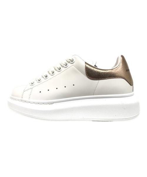 ALEXANDER McQUEEN（アレキサンダーマックイーン）ALEXANDER McQUEEN (アレキサンダーマックイーン) Oversize Sneakers  ローカットスニーカー ホワイト×ローズゴールド サイズ:34の古着・服飾アイテム
