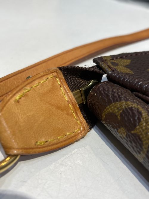 LOUIS VUITTON（ルイ ヴィトン）LOUIS VUITTON (ルイ ヴィトン) ポシェット・アクセソワール ブラウンの古着・服飾アイテム