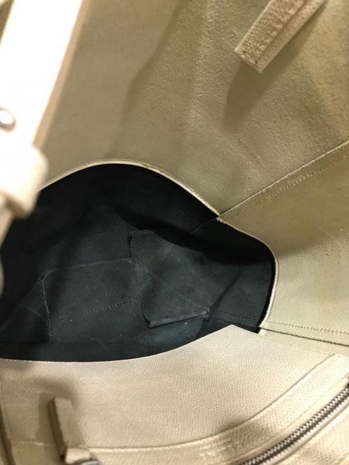 CELINE（セリーヌ）CELINE (セリーヌ) バーティカルカバ 2WAYショルダーバッグ ホワイト×ブラックの古着・服飾アイテム