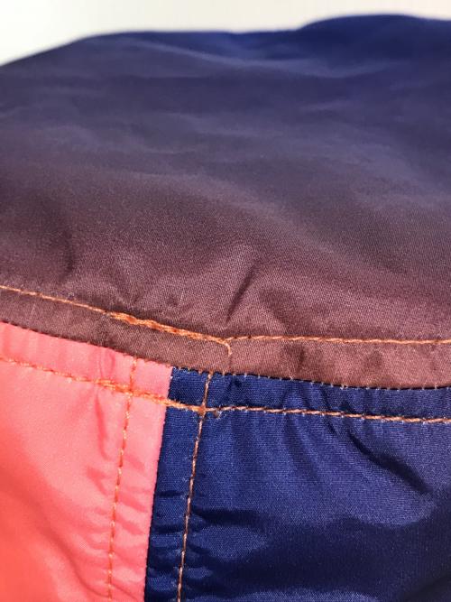 maison kitsune（メゾンキツネ）maison kitsune (メゾンキツネ) VIBRANT FOX HEAD マルチカラーの古着・服飾アイテム