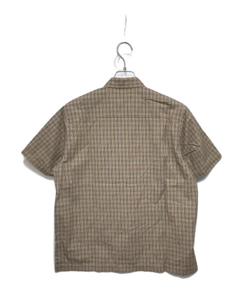 BURBERRY BLACK LABEL（バーバリーブラックレーベル）BURBERRY BLACK LABEL (バーバリーブラックレーベル) ジップアップシャツ ベージュ サイズ:2の古着・服飾アイテム