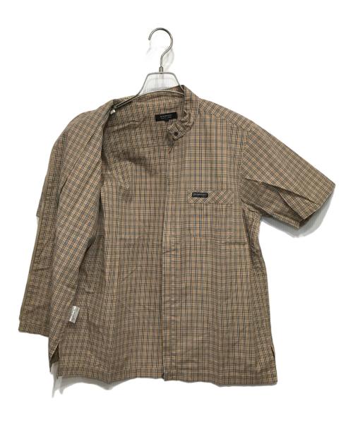 BURBERRY BLACK LABEL（バーバリーブラックレーベル）BURBERRY BLACK LABEL (バーバリーブラックレーベル) ジップアップシャツ ベージュ サイズ:2の古着・服飾アイテム