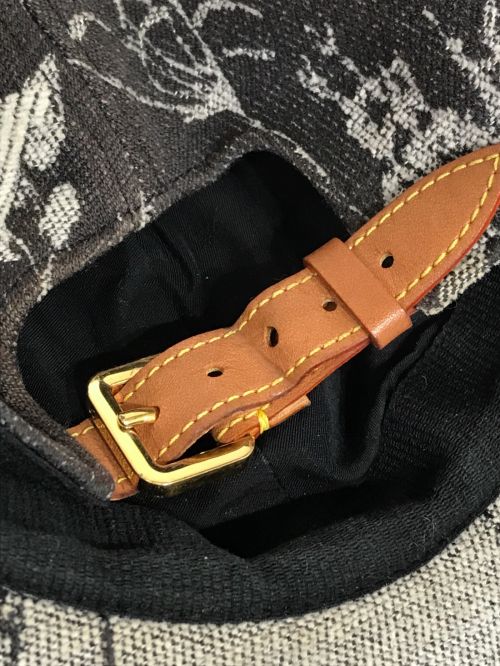 LOUIS VUITTON（ルイ ヴィトン）LOUIS VUITTON (ルイ ヴィトン) キャスケットイージーフィットフラワーキャップ ブラウン×グレー サイズ:記載なしの古着・服飾アイテム