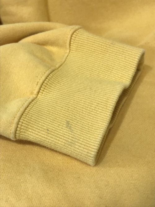 BOYS IN TOY LAND（ボーイズ イン トイランド）BOYS IN TOY LAND (ボーイズ イン トイランド) GRAPHIC RAGLAN SWEAT アーチロゴスウェット イエロー サイズ:XLの古着・服飾アイテム