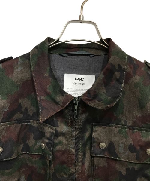 OAMC（オーエーエムシー）OAMC (オーエーエムシー) PEOPLE FOR PEACE M65ミリタリージャケット グリーン サイズ:Lの古着・服飾アイテム