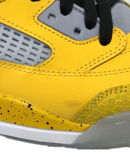 NIKE（ナイキ）NIKE (ナイキ) JORDAN Spizike LOW ミッドカットスニーカー PRM VARSITY MAIZE/BLACK-WOLF GREY サイズ:26.5の古着・服飾アイテム